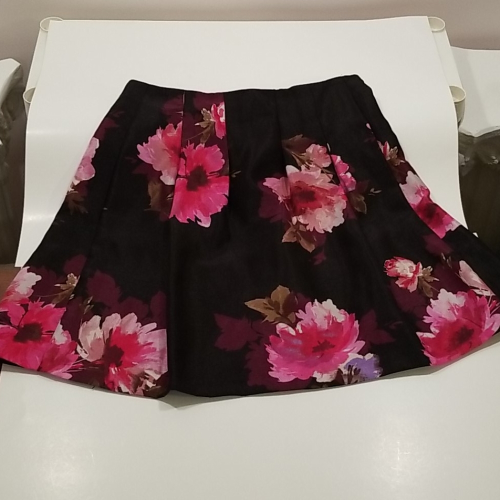 Beautiful Dress Barn floral on black skirt